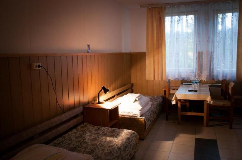 Centrum Szkolenia I Rekreacji Krasnobrod Hotel Room photo